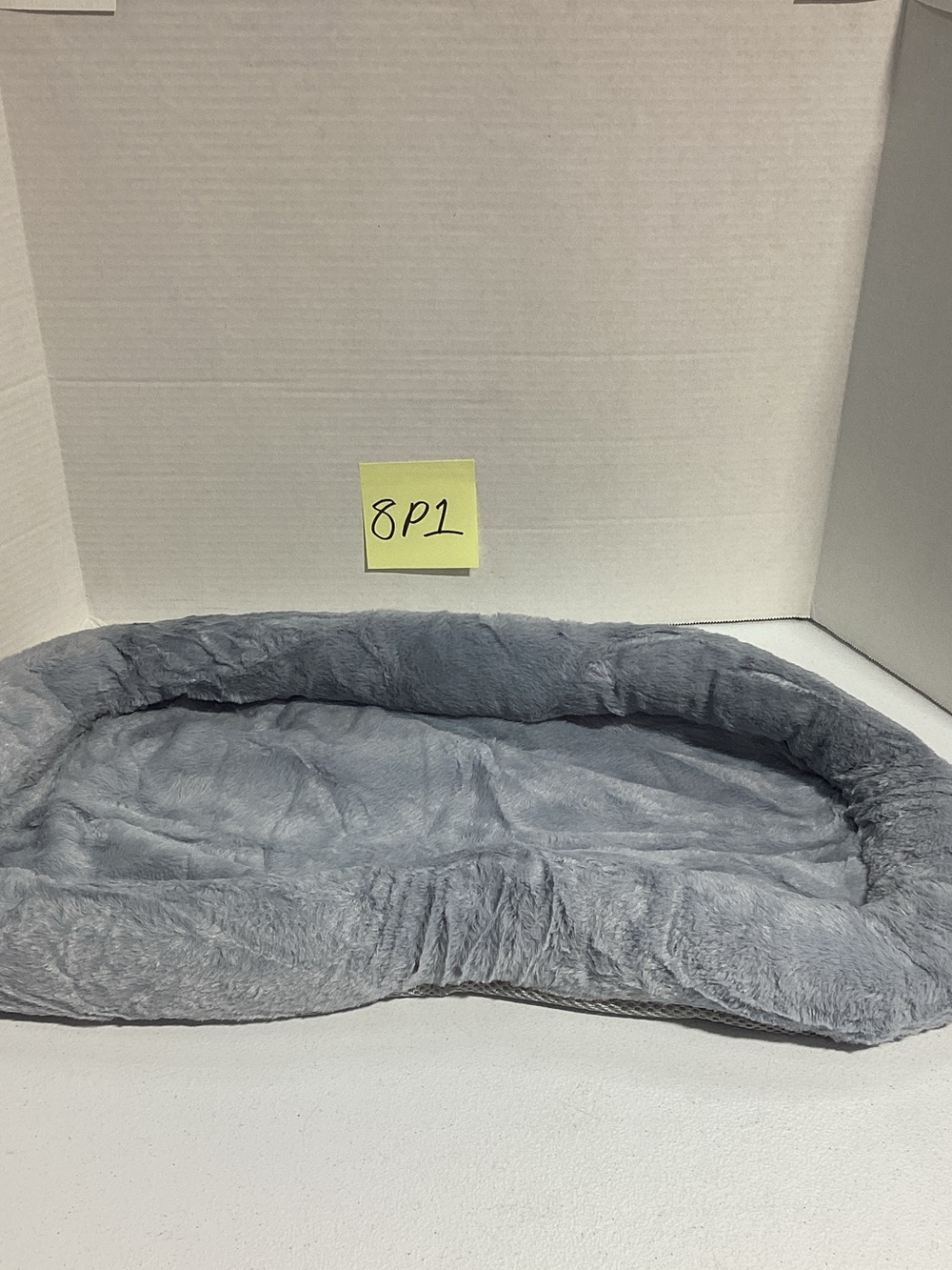 Plush Gray Pet Bed - Soft Bolster Lounger